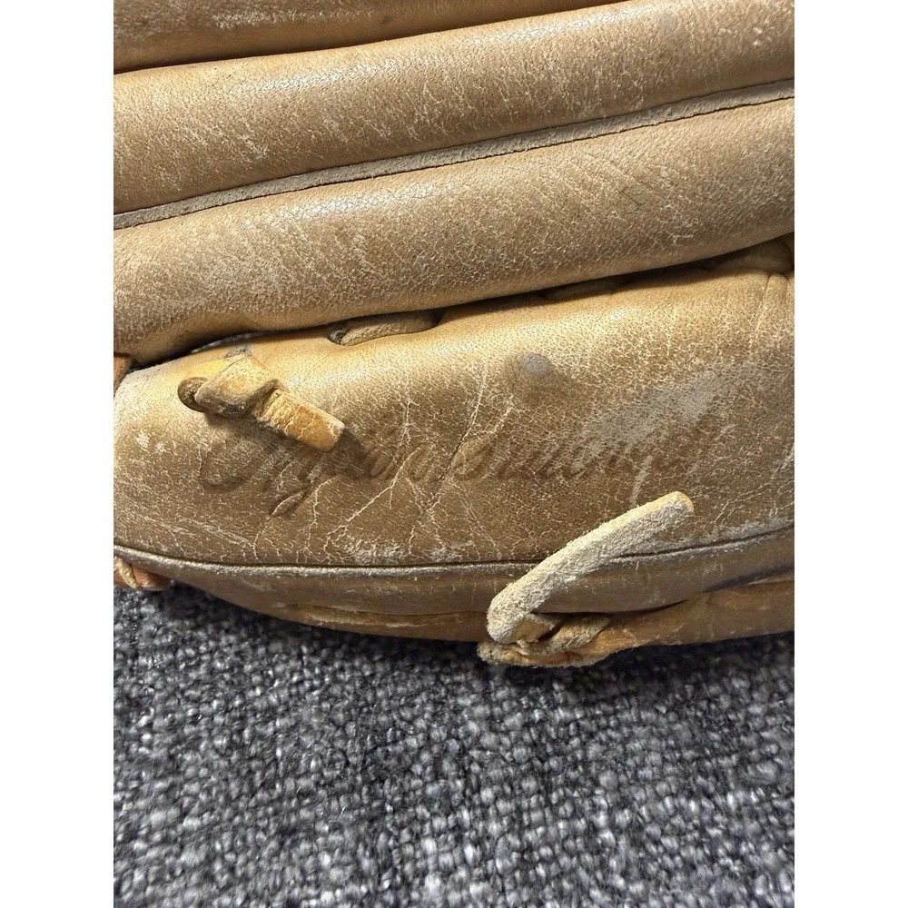 Vintage All-Pro A-100 Lite Weight Leather Baseball Glove RHT Brown